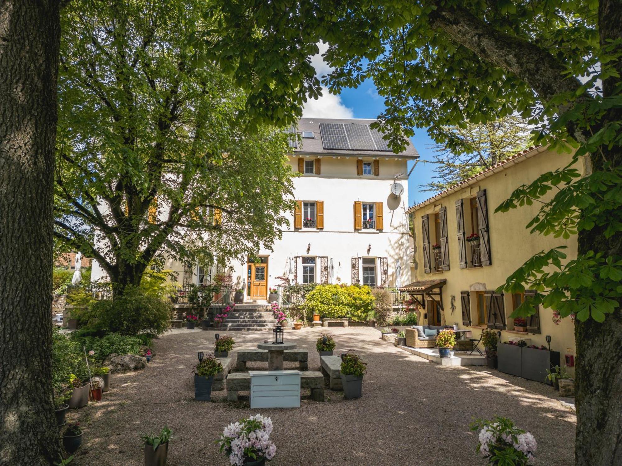 Gites Du Caylar - Chambres Et Appartments Le Caylar Buitenkant foto