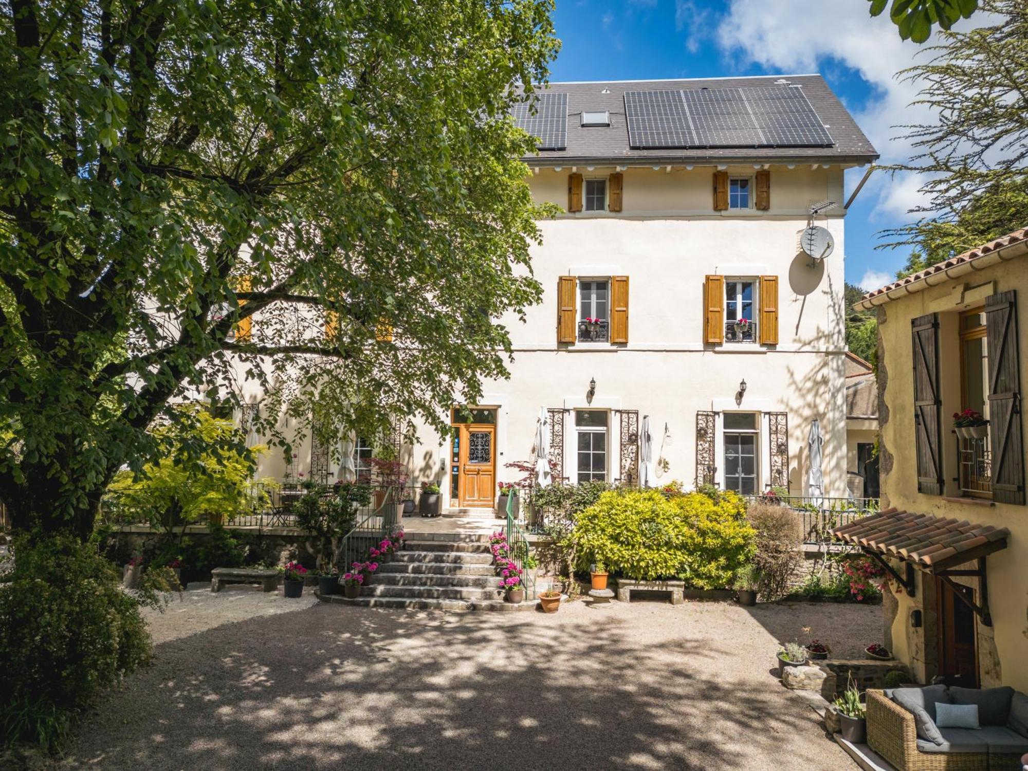 Gites Du Caylar - Chambres Et Appartments Le Caylar Buitenkant foto
